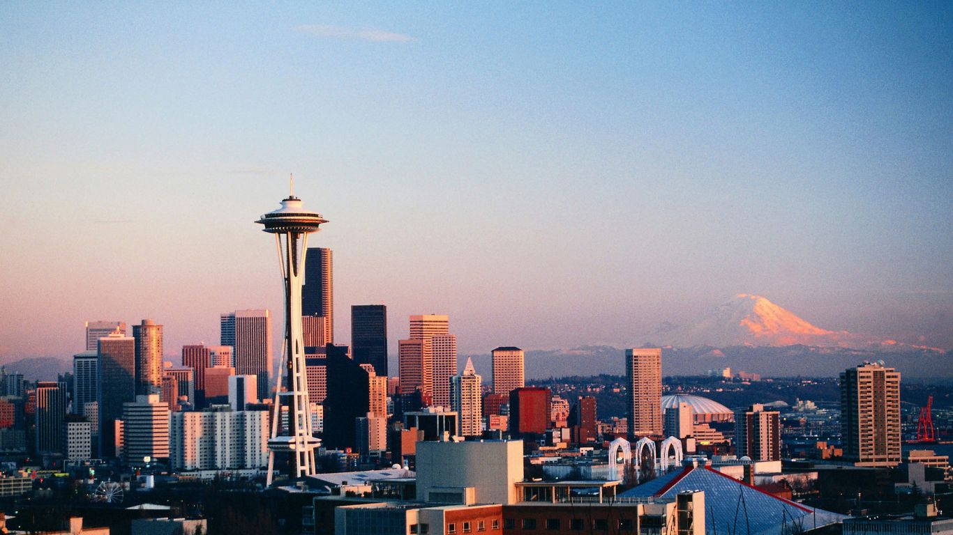 Día Internacional de la Mujer: 3 ciudades en USA que apoyan los negocios de Mujere